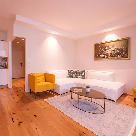Wohnen Direkt Beim Meranplatz Apartman *